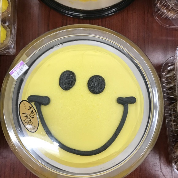 Profile Picture of Maggie Eggink (@mago500) on Poshmark