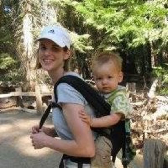 Profile Picture of Mike Huang (@mhuang72) on Poshmark