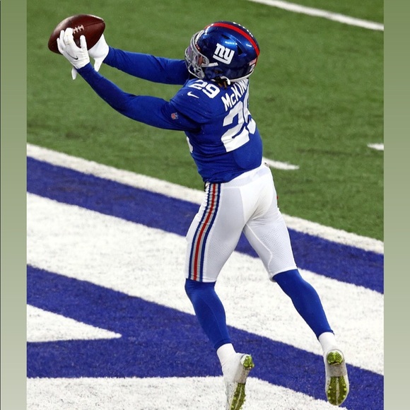 Profile Picture of Michael Okafor (@mikenyg81) on Poshmark