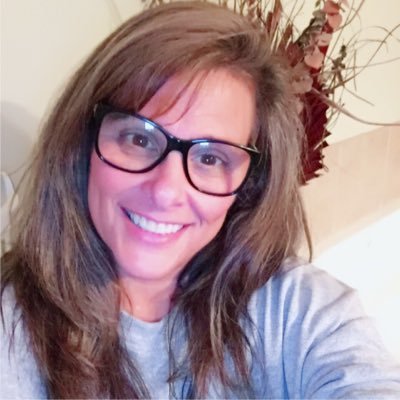 Profile Picture of Melanie Buffington (@melcollier10) on Twitter