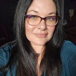 Profile Picture of Angela Sanders (@angelasandersbooks) on Instagram