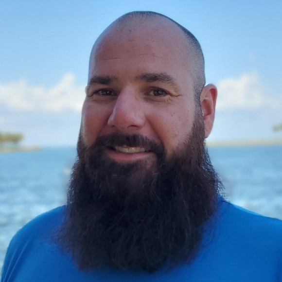 Profile Picture of Michael Dennis (@ipatpa) on Poshmark