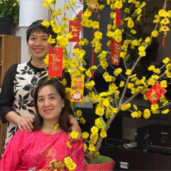 Profile Picture of Tram Hoang (@tramhoang2) on Poshmark