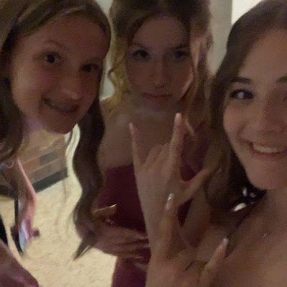 Profile Picture of Heaven Remski (@heavenleigh0825) on Poshmark