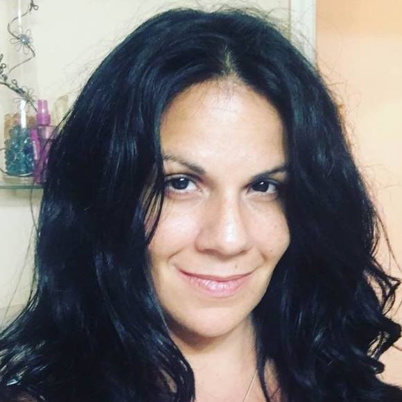 Profile Picture of Denamarie Thornton (@denathornton1) on Poshmark