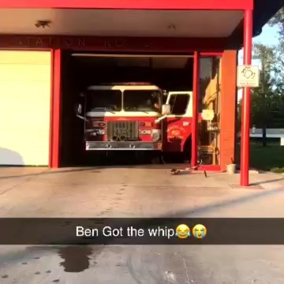 Profile Picture of Ben Moussette (@bmoussette1) on Poshmark