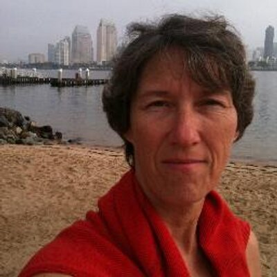 Profile Picture of Denise Stephenson (@BookArts_Denise) on Twitter