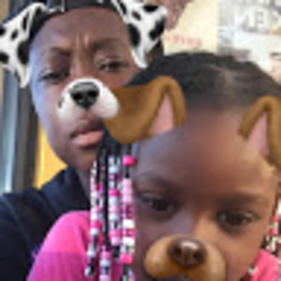 Profile Picture of Alexis Pringle (@alexispringle3) on Poshmark