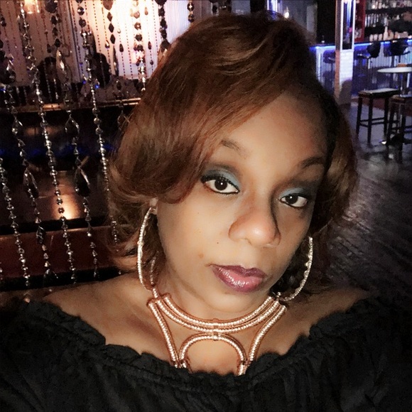 Profile Picture of Terry Gardner (@terrigardner41) on Poshmark