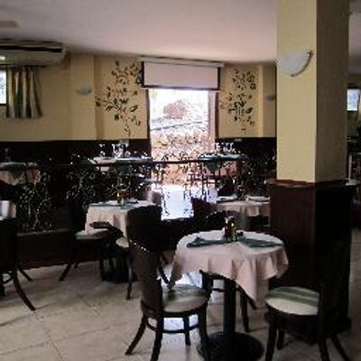 Premier Bar - Twitter Profile Picture of Premier Bar (@@CaroleSlater10) on Twitter