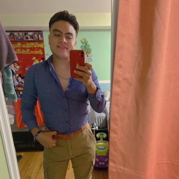 Profile Picture of Medrano Dady (@medranodady) on Poshmark