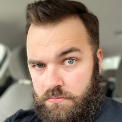 Profile Picture of Michael Howard (@HowieDoesDrums) on Twitter