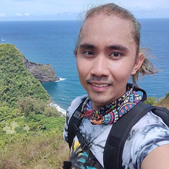 Profile Picture of Sean raphael Palomo (@seanpalomo22) on Poshmark