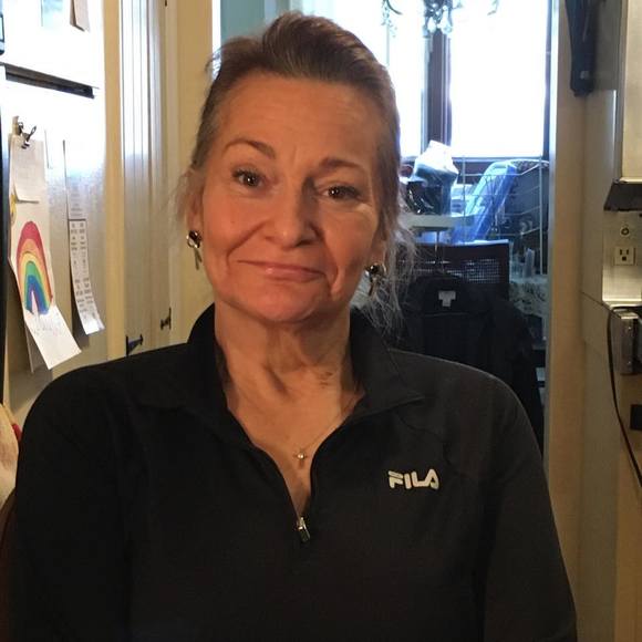 Kim Stirling - Poshmark Profile Picture of Kim Stirling (@kimstirling) on Poshmark