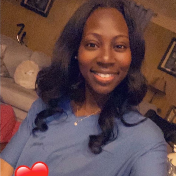 Profile Picture of Marion Stewart (@zgpmom) on Poshmark