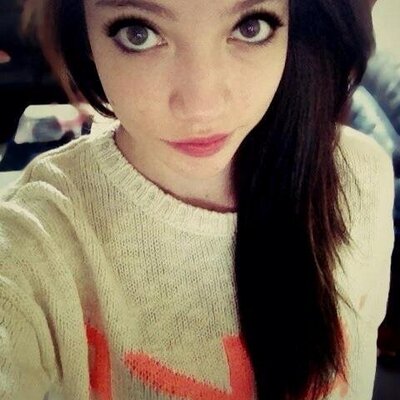 Profile Picture of Julia Shelley (@JuliaShelley4) on Twitter
