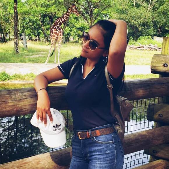 Profile Picture of Susan Perlta (@susanperlta) on Poshmark