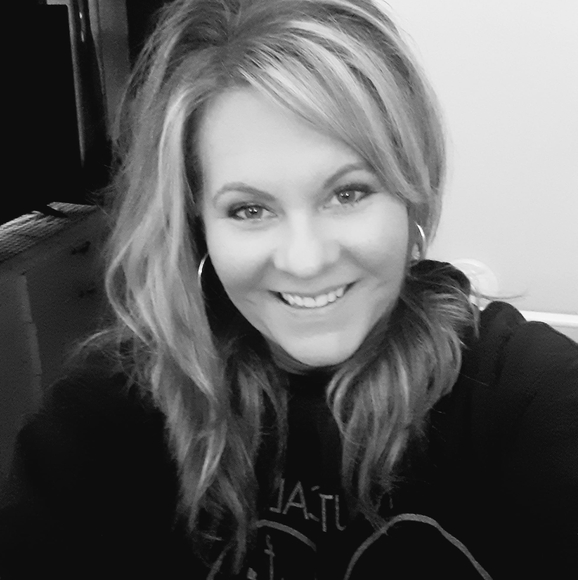 Profile Picture of Heather Daeger (@coupons7257) on Poshmark