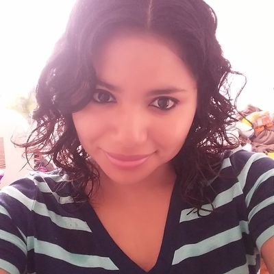 Profile Picture of Yesenia Renderos (@YeseniaRenderos) on Twitter