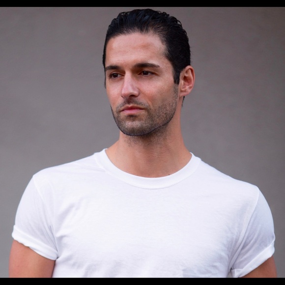 Profile Picture of Yavuz Topuz (@yavuz77) on Poshmark