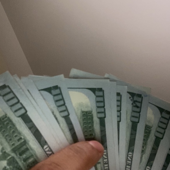 Profile Picture of Dontrelle Jackson (@jacksondimontae) on Poshmark