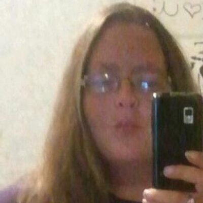 Profile Picture of Carolyn Manning (@carolynmommyof4) on Twitter