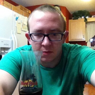 Profile Picture of Kyle Hedges (@kyl3h3dg3s) on Twitter