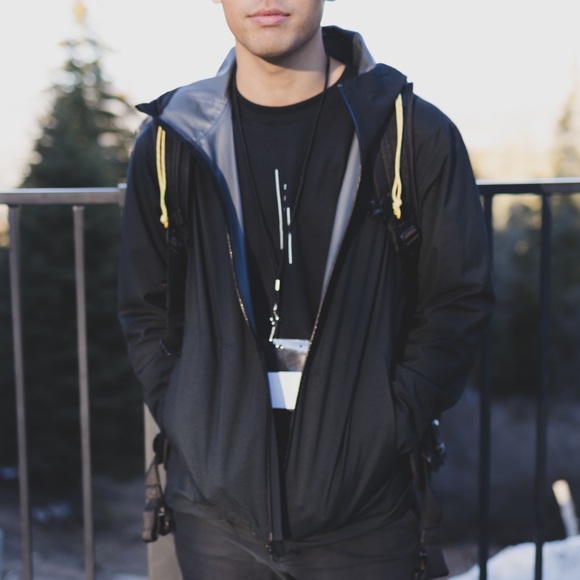 Profile Picture of Alex Rhee (@alrhex) on Poshmark