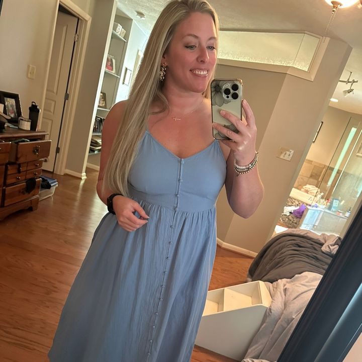 Profile Picture of Stefanie Edge Adkins (@stefanieadkins1700) on Tiktok