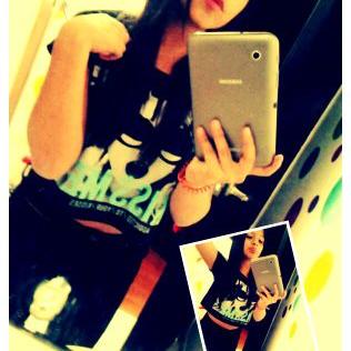 Profile Picture of  ♥PAULA BONILLA ♥ (@paulabonilla365) on Twitter