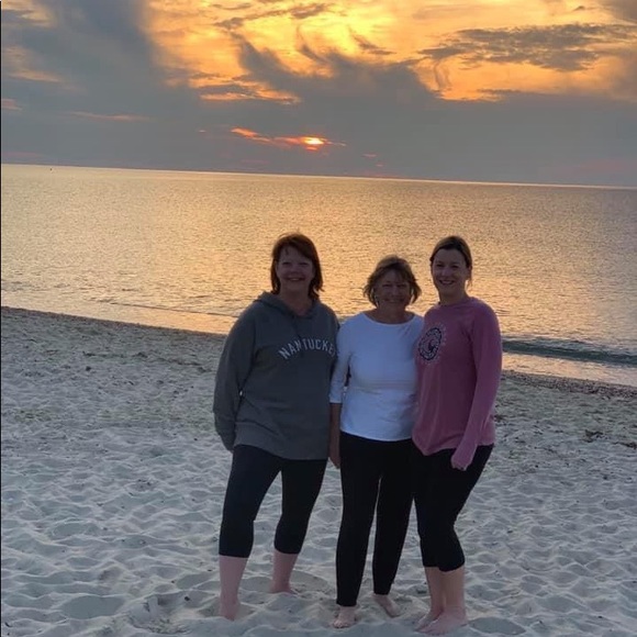 Profile Picture of Paula Murphy (@pmurphy285) on Poshmark