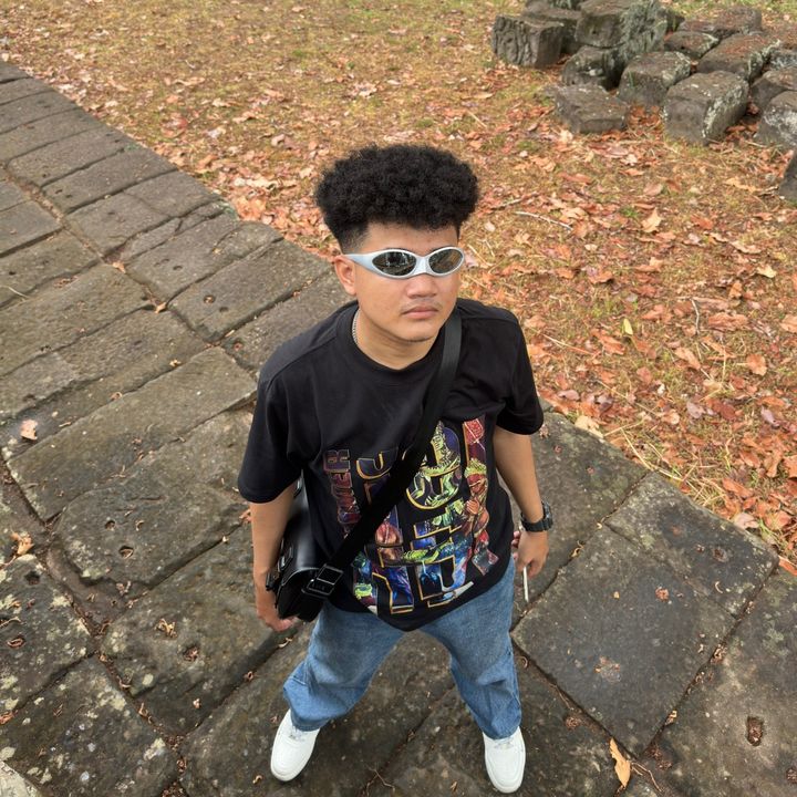 Profile Picture of បងប្រៃ 🤍 (@rayuth.l) on Tiktok