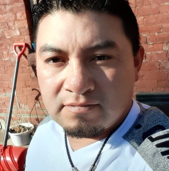 Profile Picture of Marvin David (@marvin1234211) on Poshmark