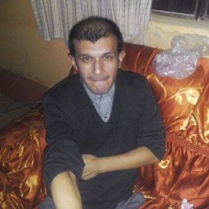 Profile Picture of Crosby La Rosa León (@469566f1627a45e) on Twitter