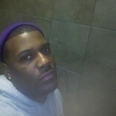 Profile Picture of Josh Lollis (@purplengold_fan) on Twitter