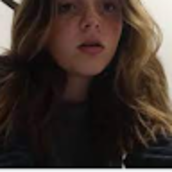 Profile Picture of Lilliana Micakovic (@l_micakovic) on Poshmark