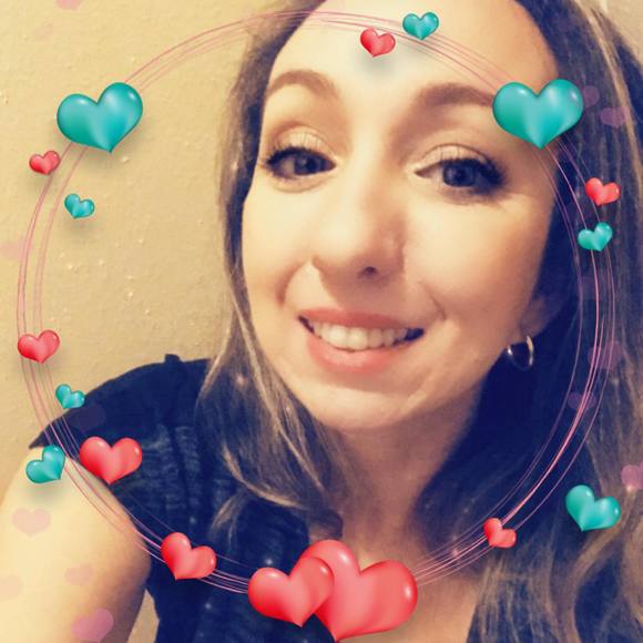 Profile Picture of Brooke Mckenzie sample (@brosam1213) on Poshmark