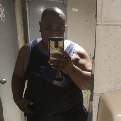 Profile Picture of Timothy Mcdaniel (@Squirtdaddy32) on Twitter