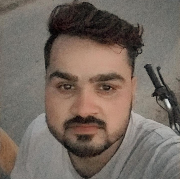 Profile Picture of Raj Chauhan (@raj222) on Poshmark