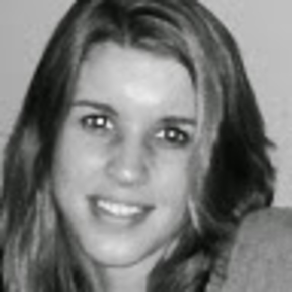 Profile Picture of Amanda Devriendt (@amandadevriendt) on Poshmark
