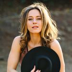 Profile Picture of Stephanie Turek (@stephanie_turek) on Instagram