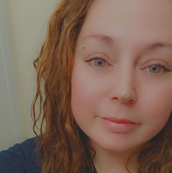 Profile Picture of Bobbie Erickson (@baerickson69) on Poshmark