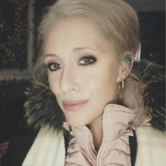 Profile Picture of Stacey Conway (@swgirl123) on Poshmark