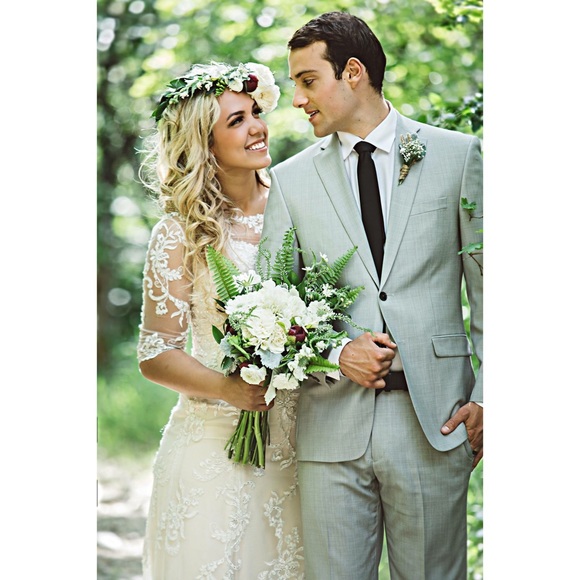 Profile Picture of Russell Douros (@rustyd21) on Poshmark