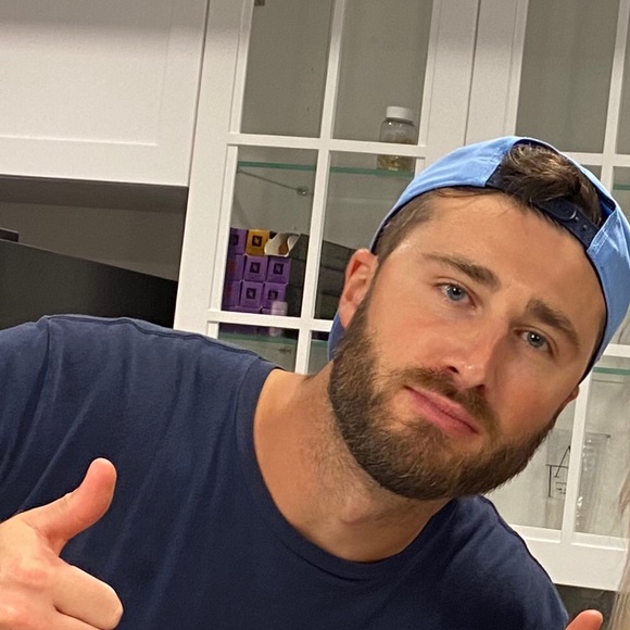 Profile Picture of Tim Adleman (@imyourta) on Poshmark