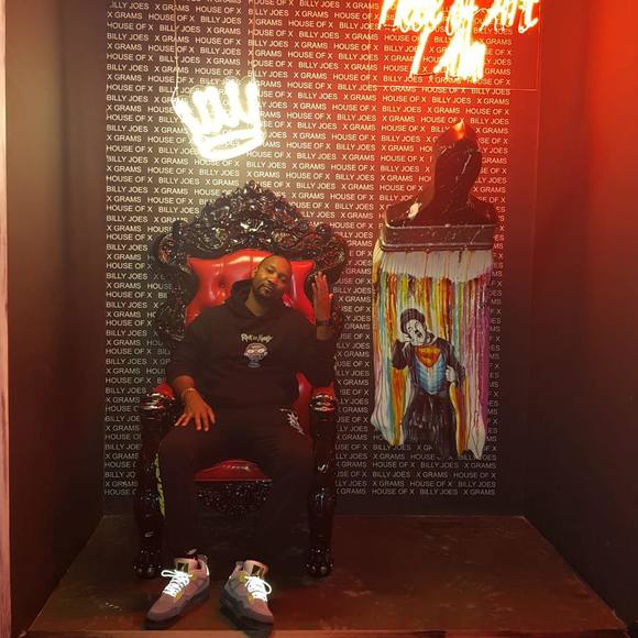 Profile Picture of Larry Howell (@lhowellstore967) on Poshmark