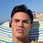 Profile Picture of Taylor Wong (@t_james_96) on Instagram