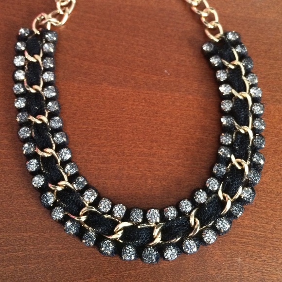 Profile Picture of Maria Runtevski (@sweetria) on Poshmark