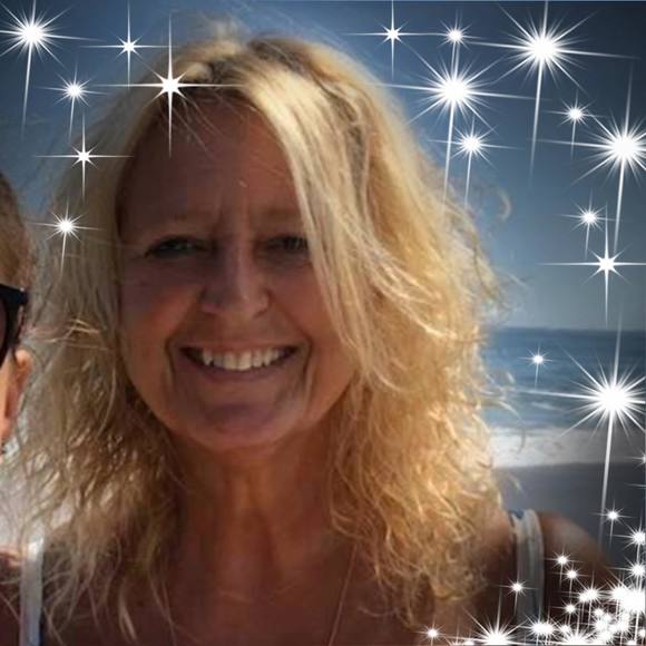 Profile Picture of Jill Stackhouse (@jillzzz) on Poshmark