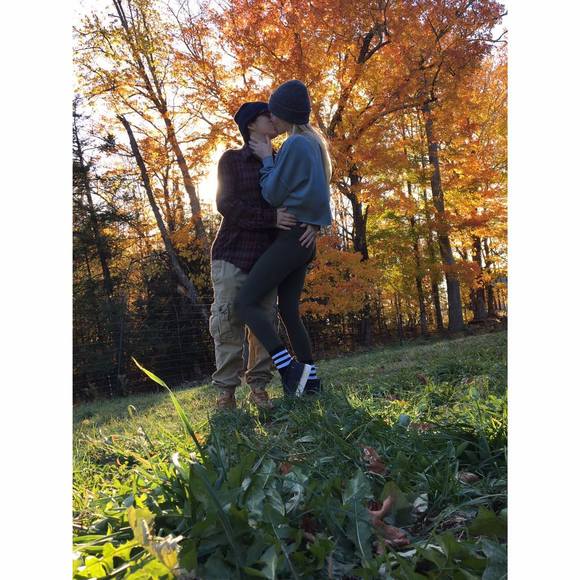 Profile Picture of Alicia Gravagna (@aliciagravagna) on Poshmark